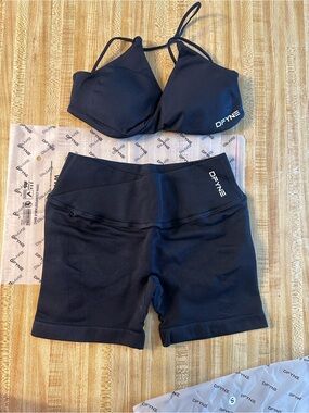 DYNE Black Women's  set